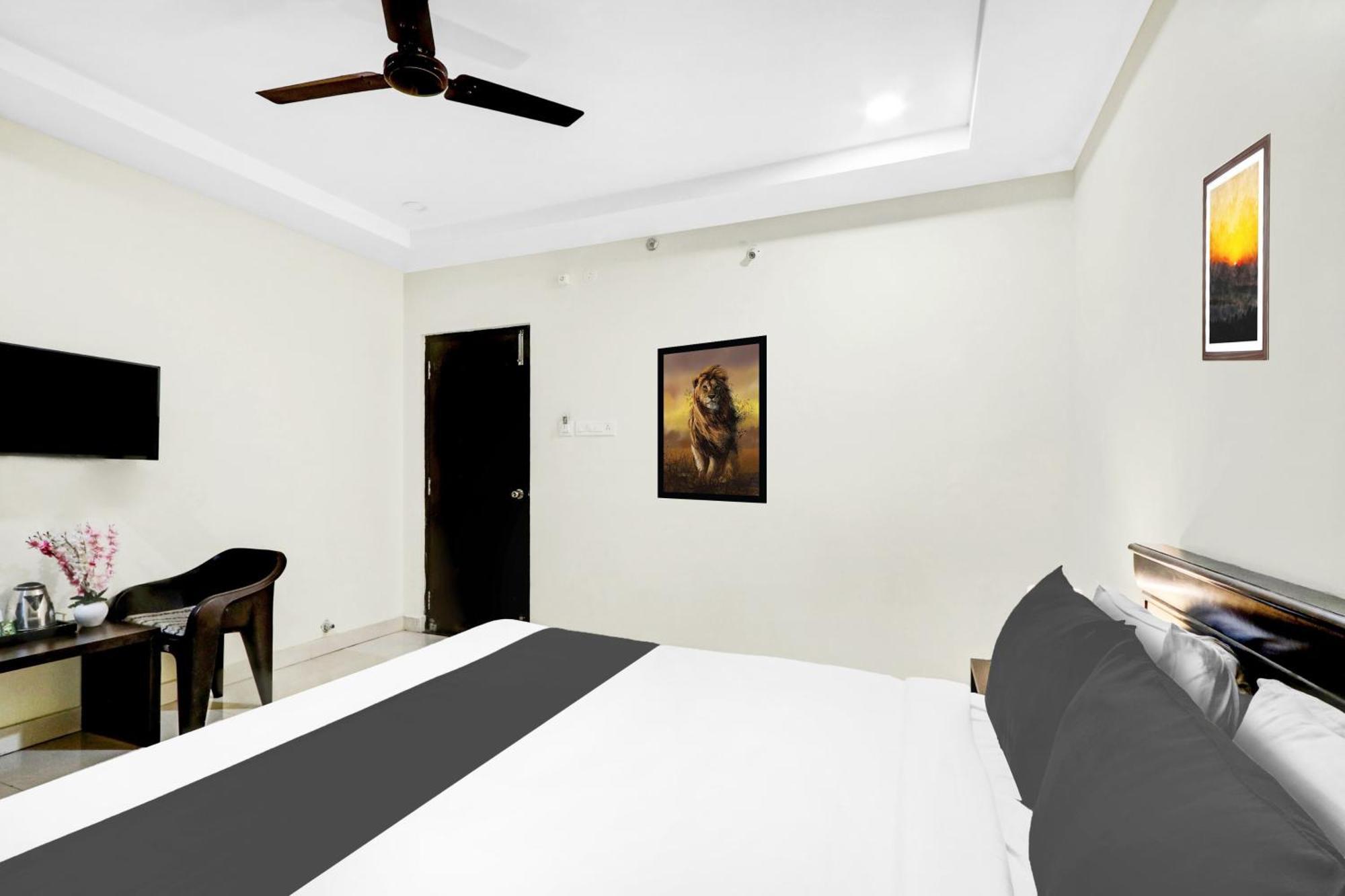 Super Townhouse Daba Garden Road Hotel Visakhapatnam Exterior photo